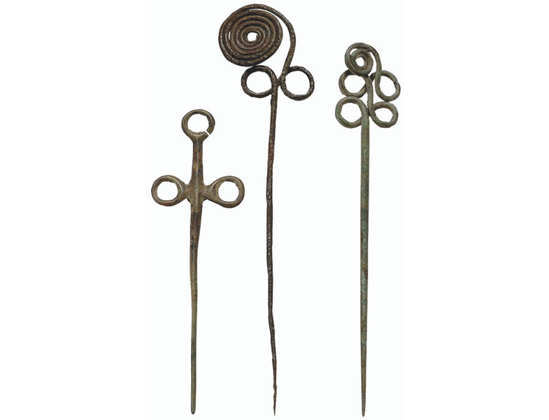Spilloni in bronzo dalle terramare di Gorzano e Gazzade. 1550 – 1250 a.C.