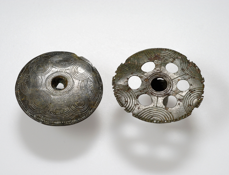 Teste di spillone in bronzo dalle terramare di Gazzade e Gorzano. 1450 – 1320 a.C.