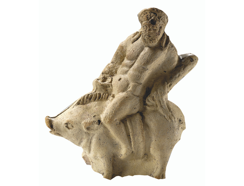 Statuetta fittile raffigurante la terza fatica di Ercole. Fornace rinvenuta in viale Reiter. I secolo d.C.